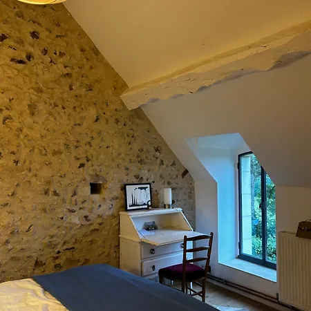 Perche Queen's Bedroom In Maisonnomadechic Bed & Breakfast Cour-Maugis-sur-Huisne