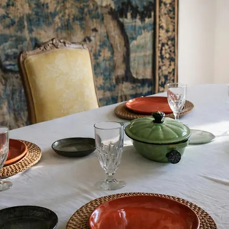 Perche Queen's Bedroom In Maisonnomadechic Cour-Maugis-sur-Huisne