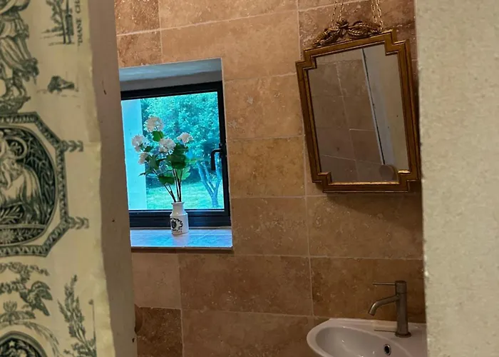 Perche Queen's Bedroom In Maisonnomadechic