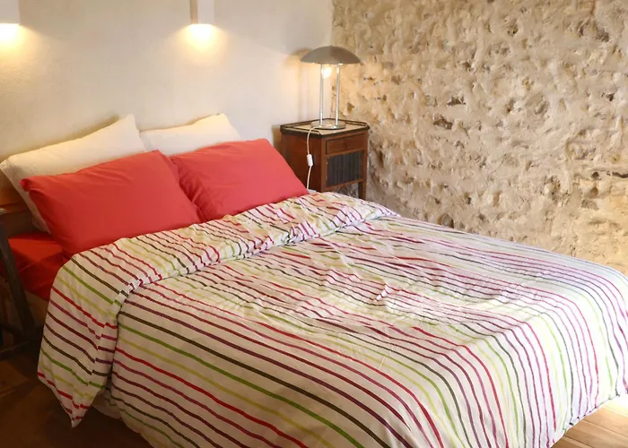 Perche Queen's Bedroom In Maisonnomadechic *