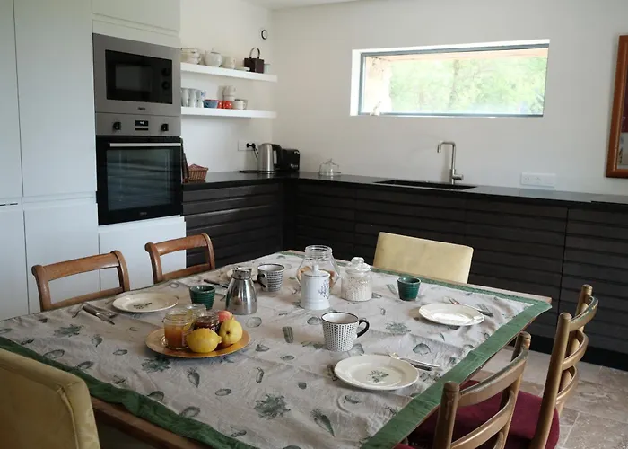 Perche Queen's Bedroom In Maisonnomadechic Отель типа 